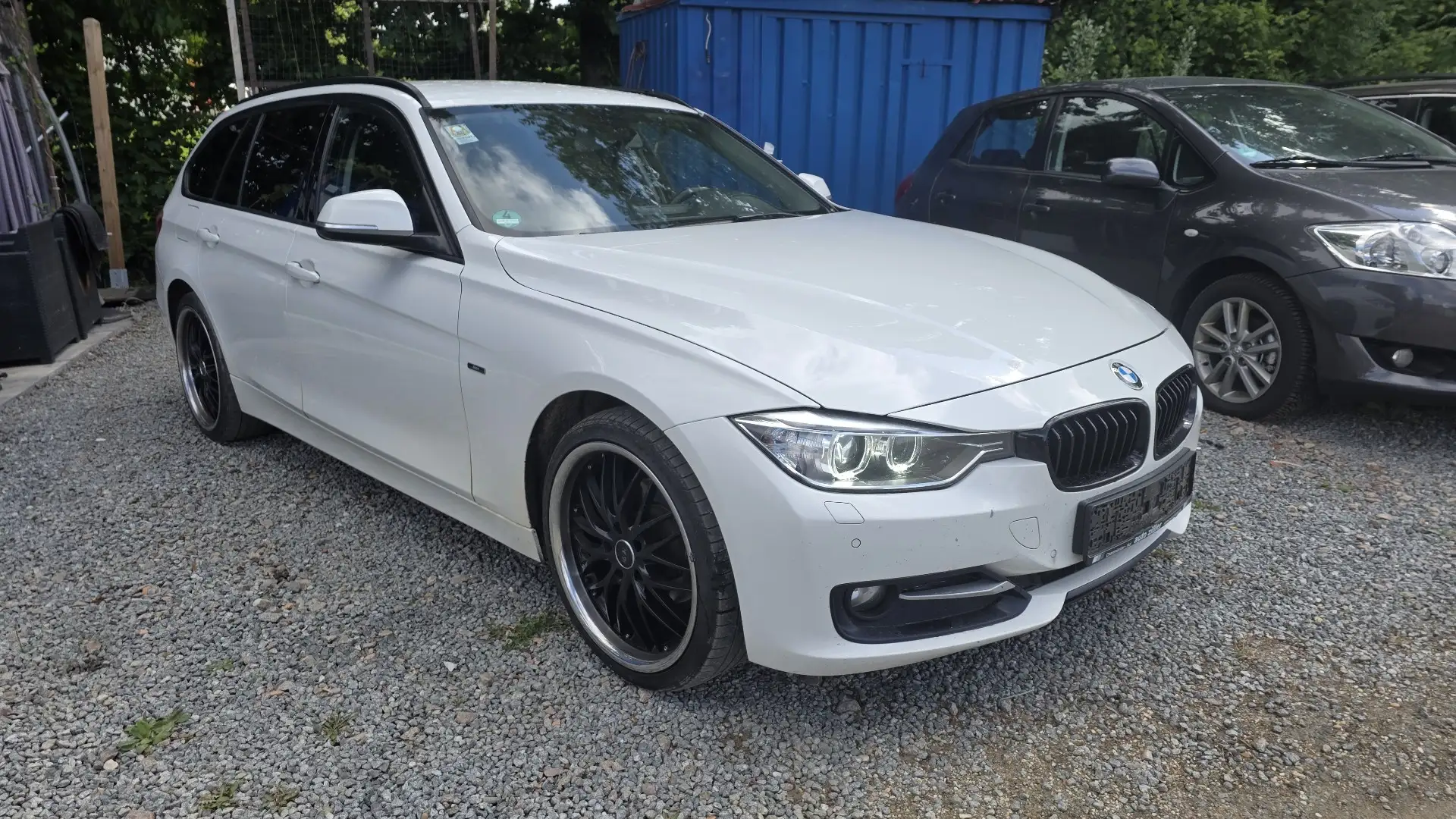 BMW 318 318 d Blanc - 2
