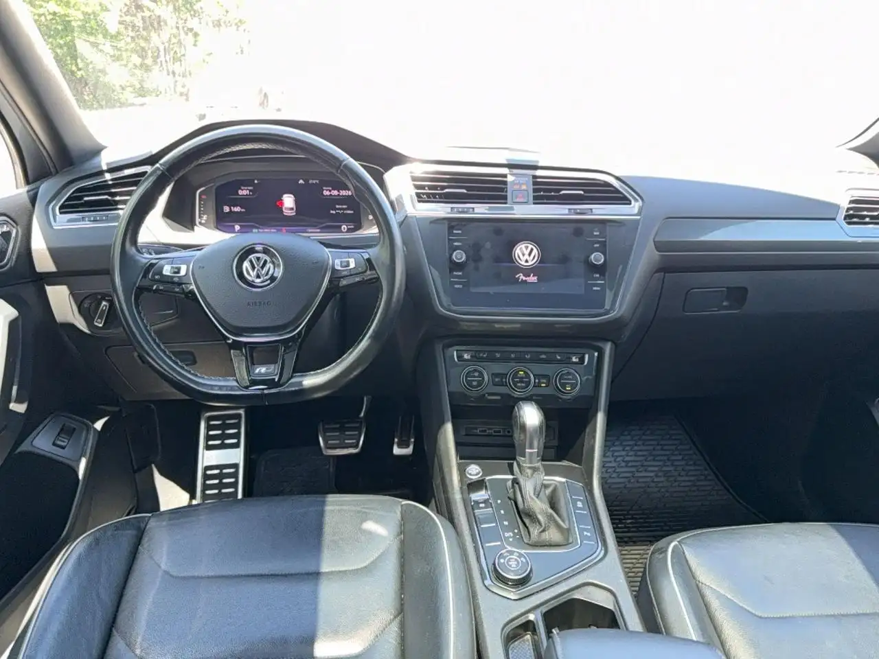 Volkswagen Tiguan снимка Volkswagen Tiguan