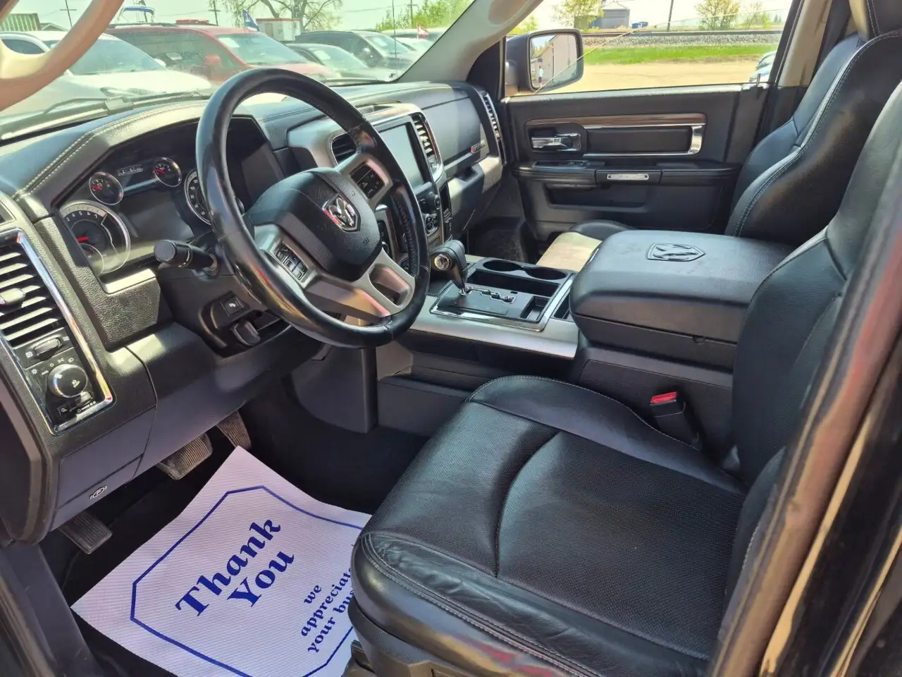 RAM 1500 снимка RAM 1500