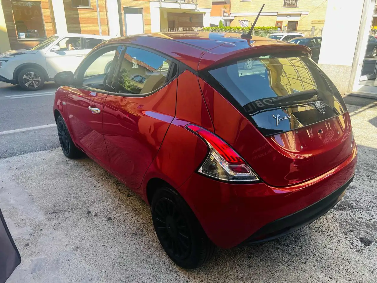 Lancia Ypsilon 2021 — фото 7