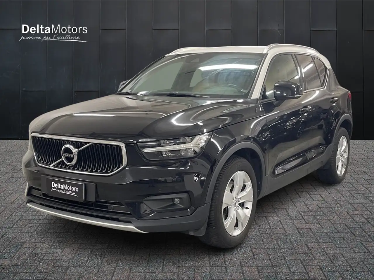 Volvo XC40 - XC40 2.0 d4 Momentum awd geartronic