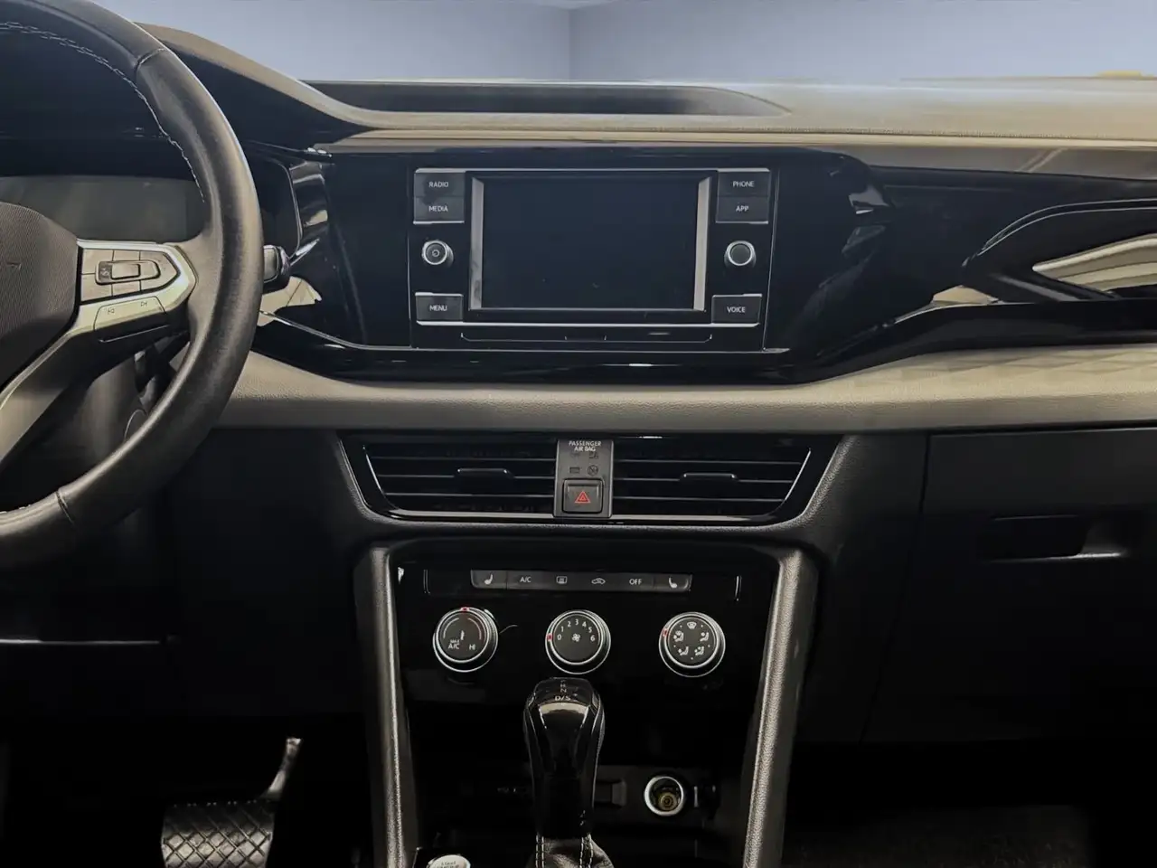 Volkswagen Taos снимка Volkswagen Taos