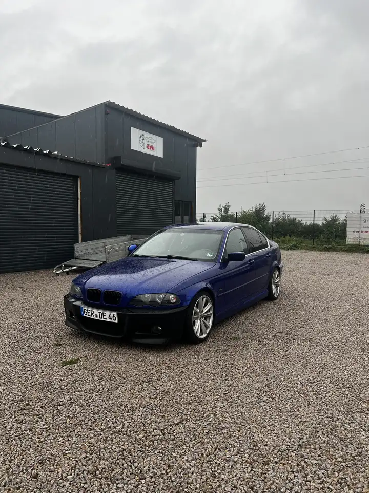 BMW 320i, foto 4