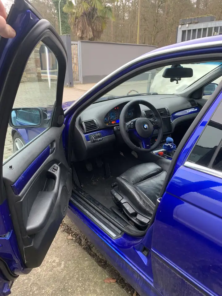 BMW 320i, foto 10
