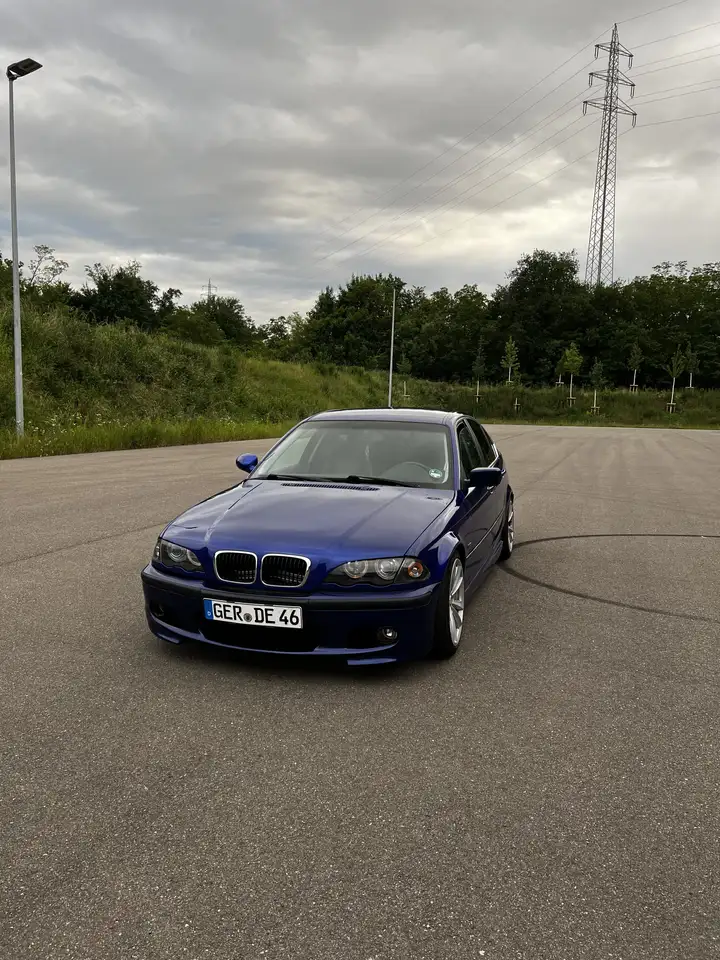 BMW 320i, foto 9
