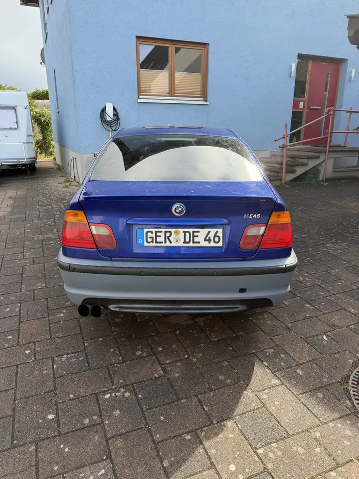BMW 320i, foto 5