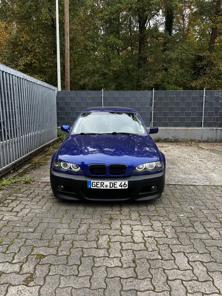 BMW 320i, foto 2