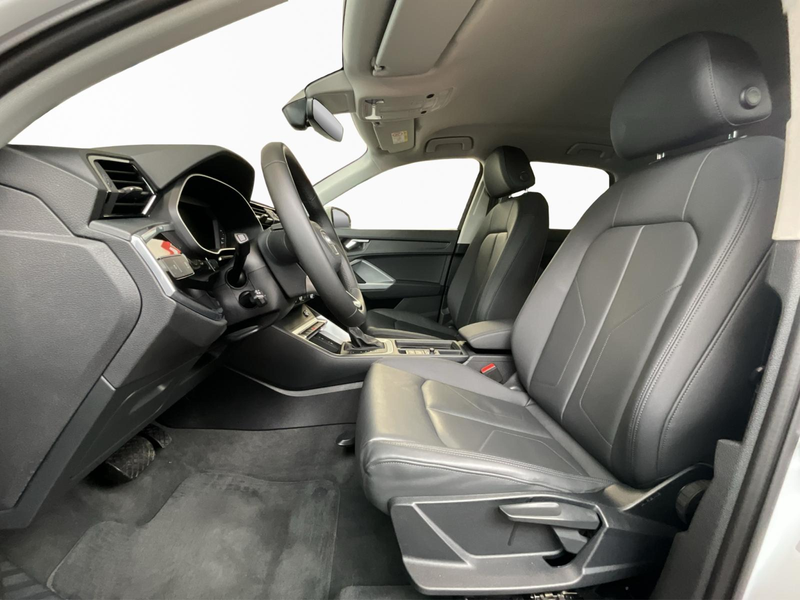 Audi Q3 Advanced+S-Tronic+35TDI+P.Business+P.Assistance — photo 9