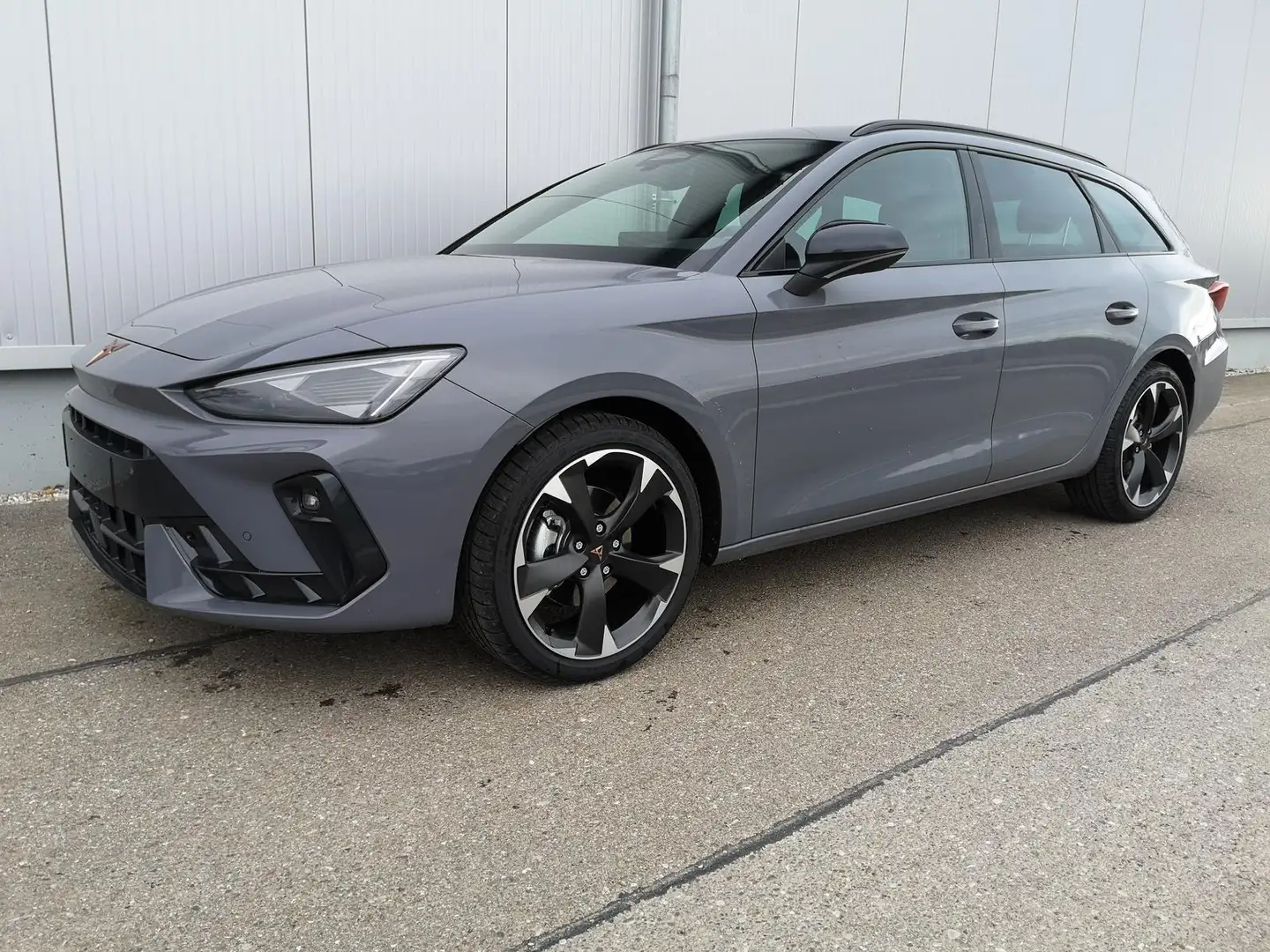 CUPRA Leon Sportstourer 2.0TSI 150 kW Kombi ST DSG 4x4 Edg... Grau - 1