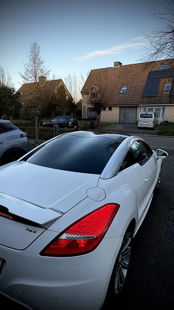 Peugeot RCZ 1.6 THP *(114.262 km)* Білий - 2