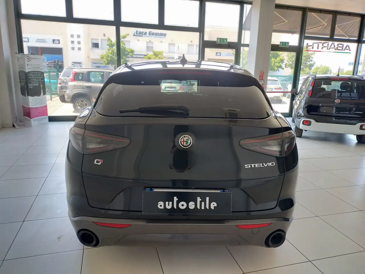 Alfa Romeo Stelvio 2023