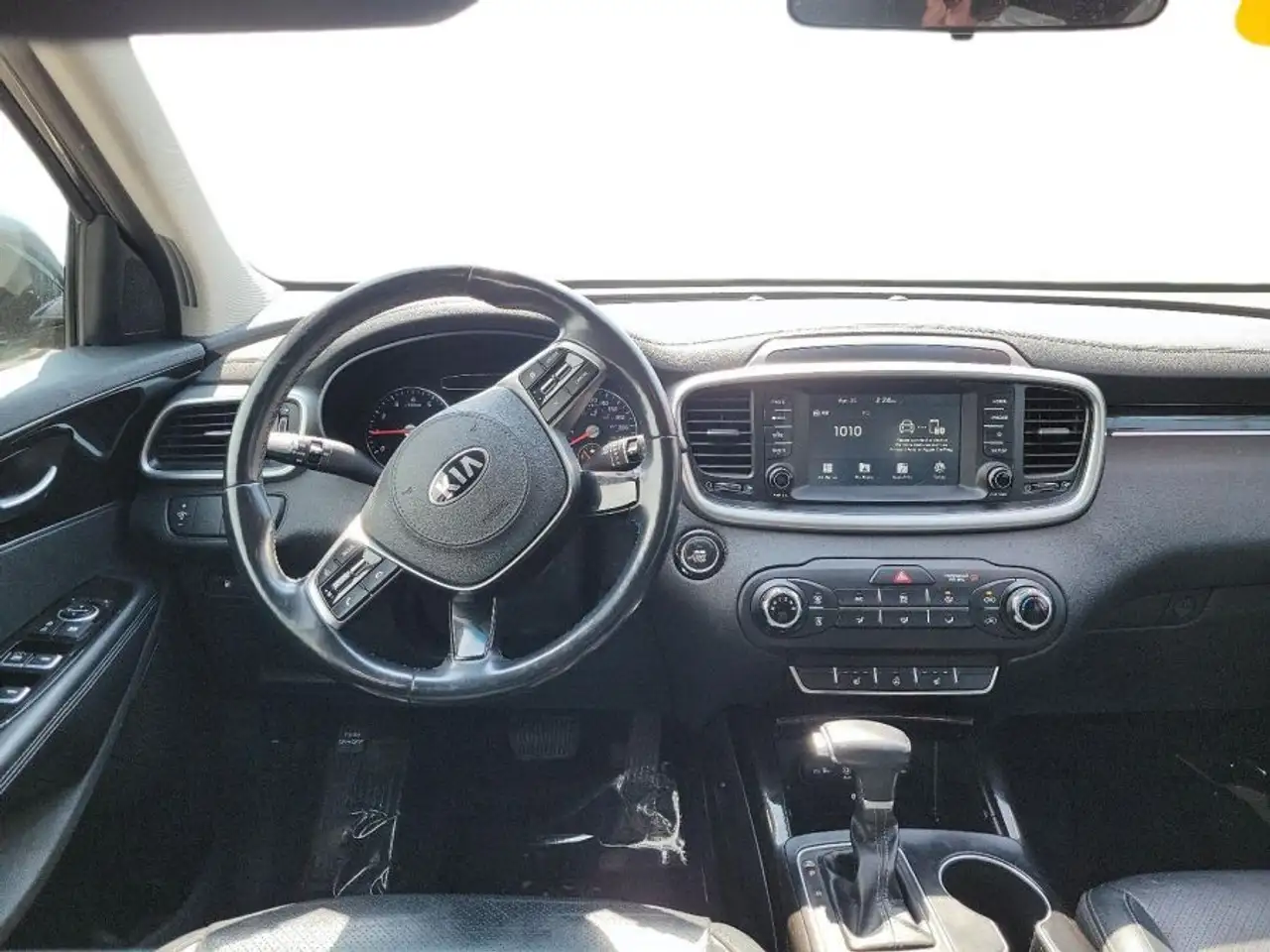 Kia Sorento снимка Kia Sorento