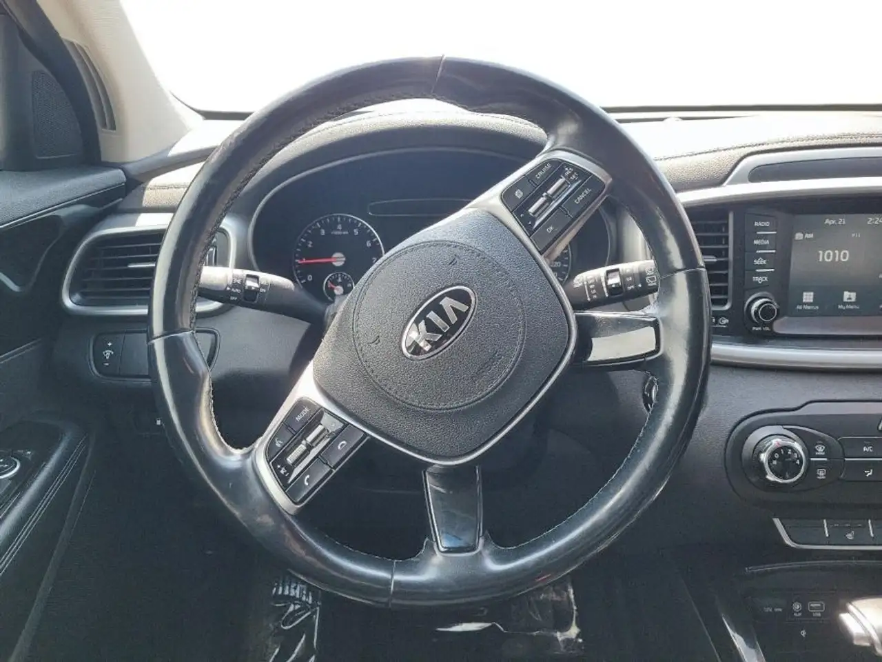Kia Sorento снимка Kia Sorento