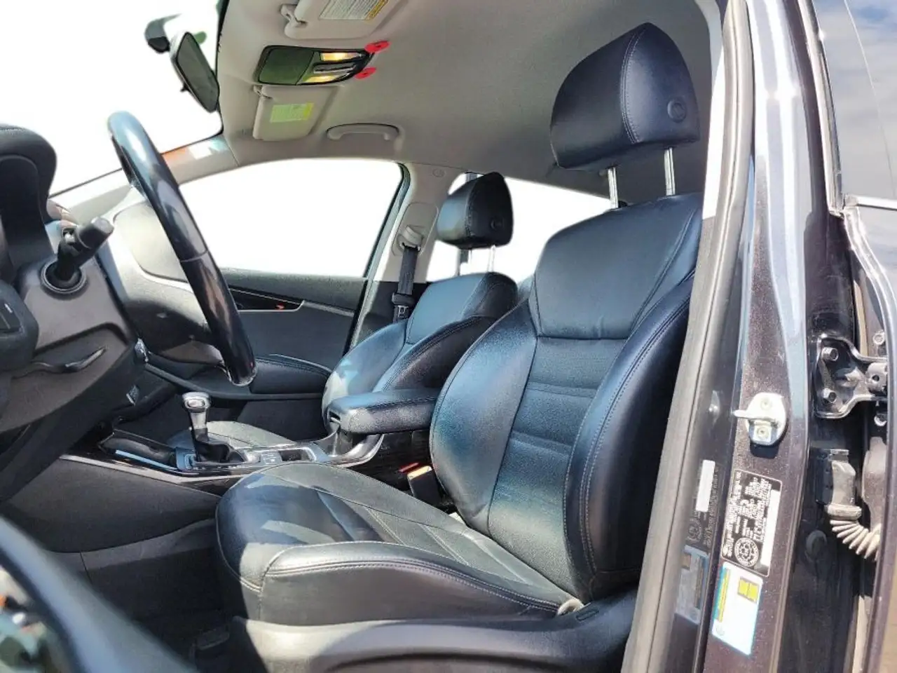 Kia Sorento снимка Kia Sorento