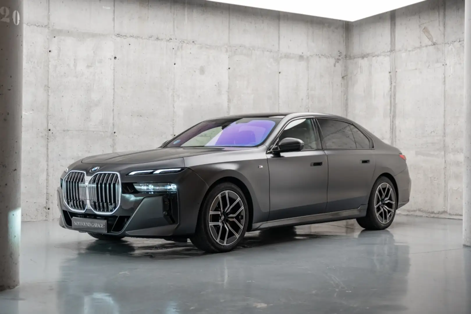 BMW 740 740dA xDrive M Sport Negro - 1