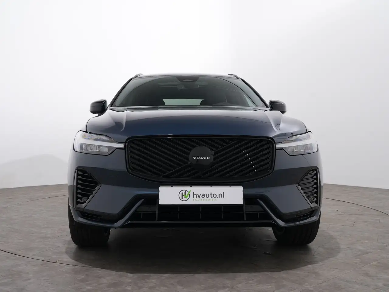 Volvo XC60 2.0 T8 RECHARGE AWD 455PK PLUS BLACK EDITION AUT8, миниатюра 18