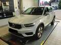 Volvo XC40 B4 Momentum Pro *LED*KAMERA*NAVI*SITZH* Silber - thumbnail 2