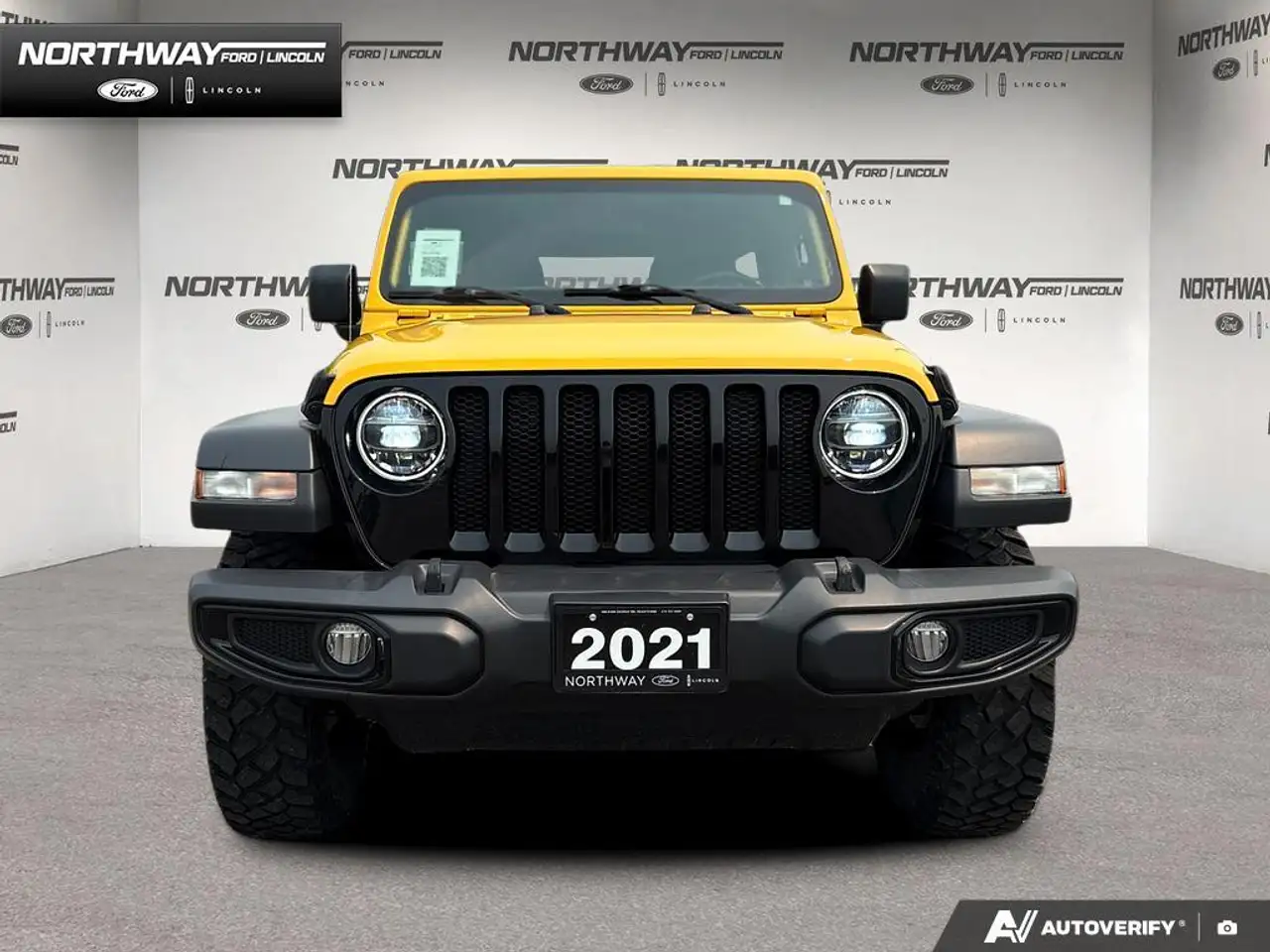 Jeep Wrangler photo Jeep Wrangler