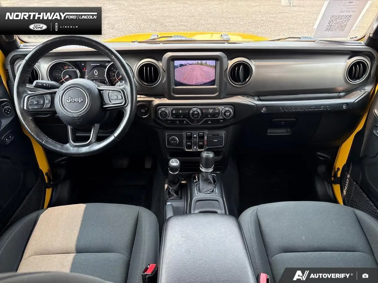 Jeep Wrangler photo Jeep Wrangler