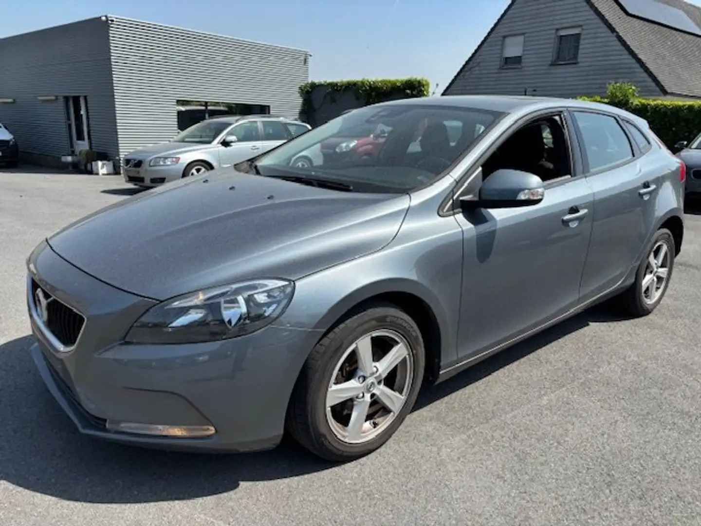 Volvo V40 2.0 D2 Gris - 1