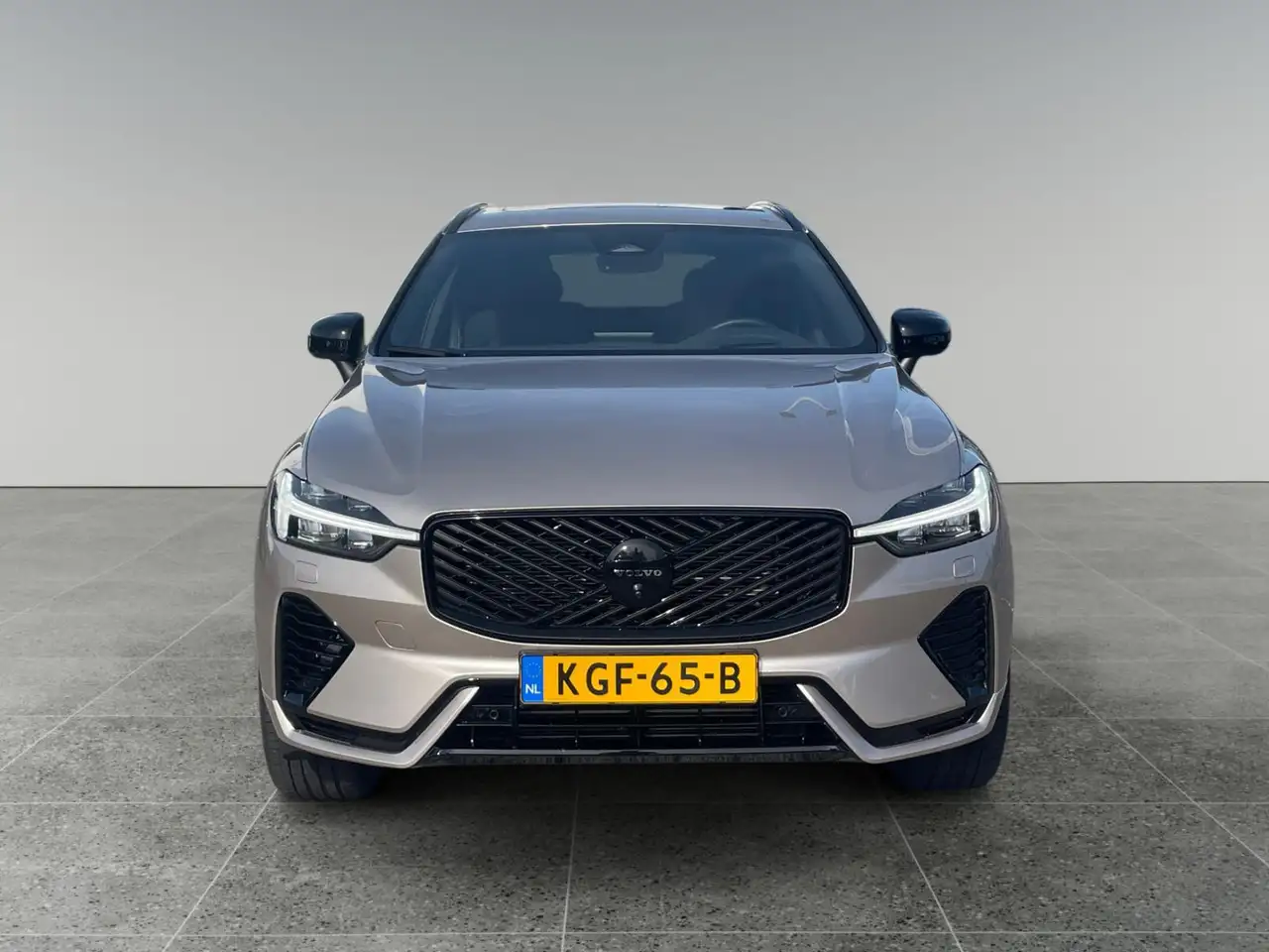 Volvo XC60 2026 — фото 9