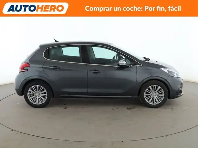 Peugeot 208 view 7