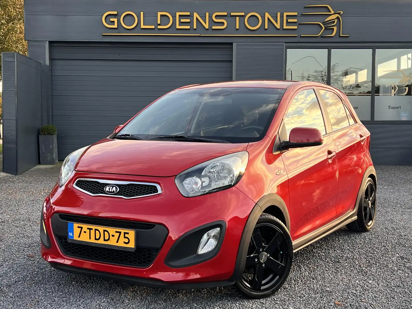Kia Picanto 1.0 CVVT ISG R-Cross 2e Eigenaar,Navi,Airco,5 Deur Rood - 1