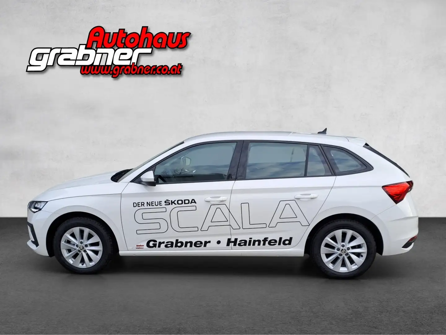 Skoda Scala Essence Weiß - 2