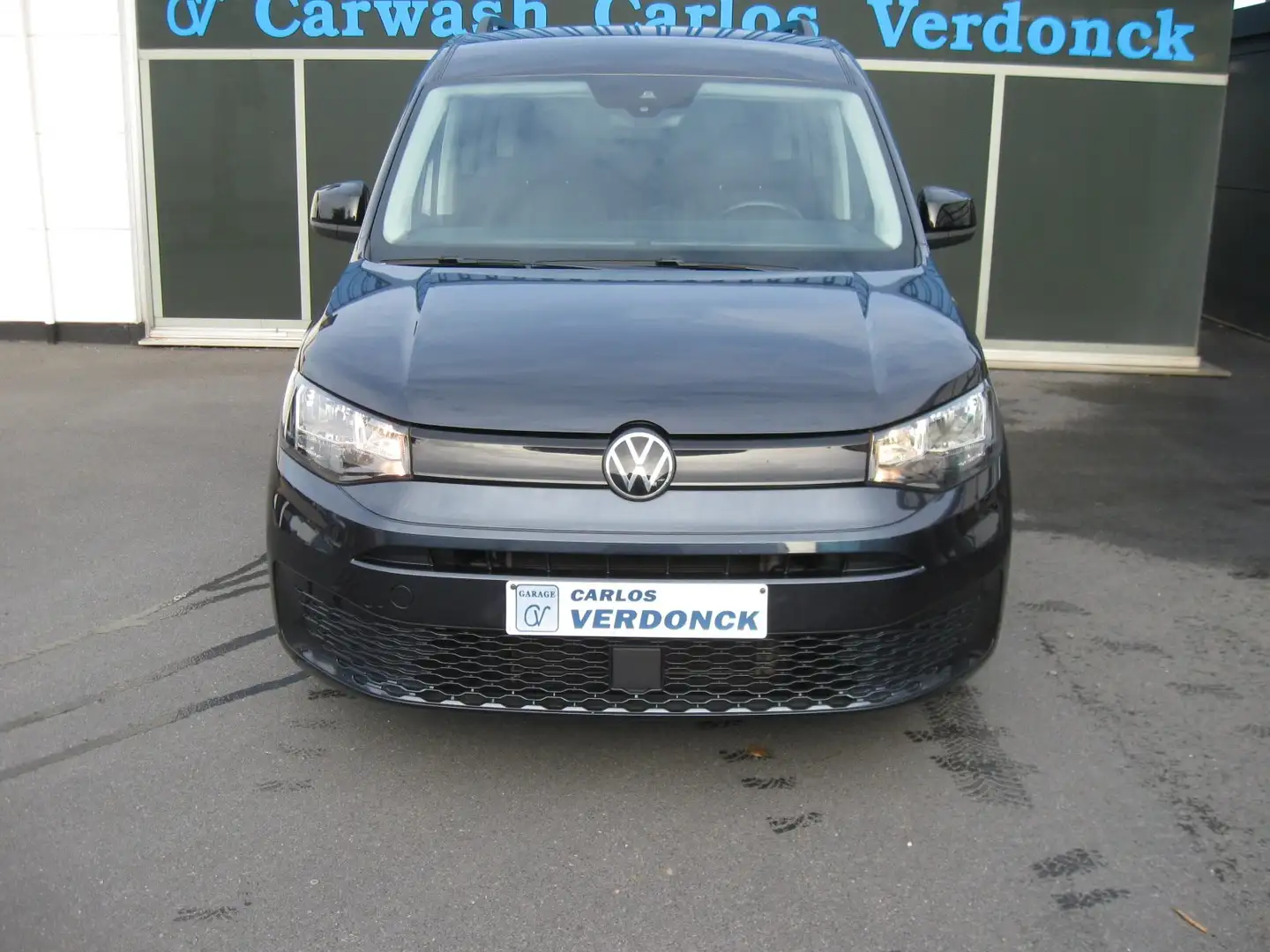Volkswagen Caddy Caddy 1.5 TSI BMT (7-Si.) Dark Label Maxi Blauw - 1