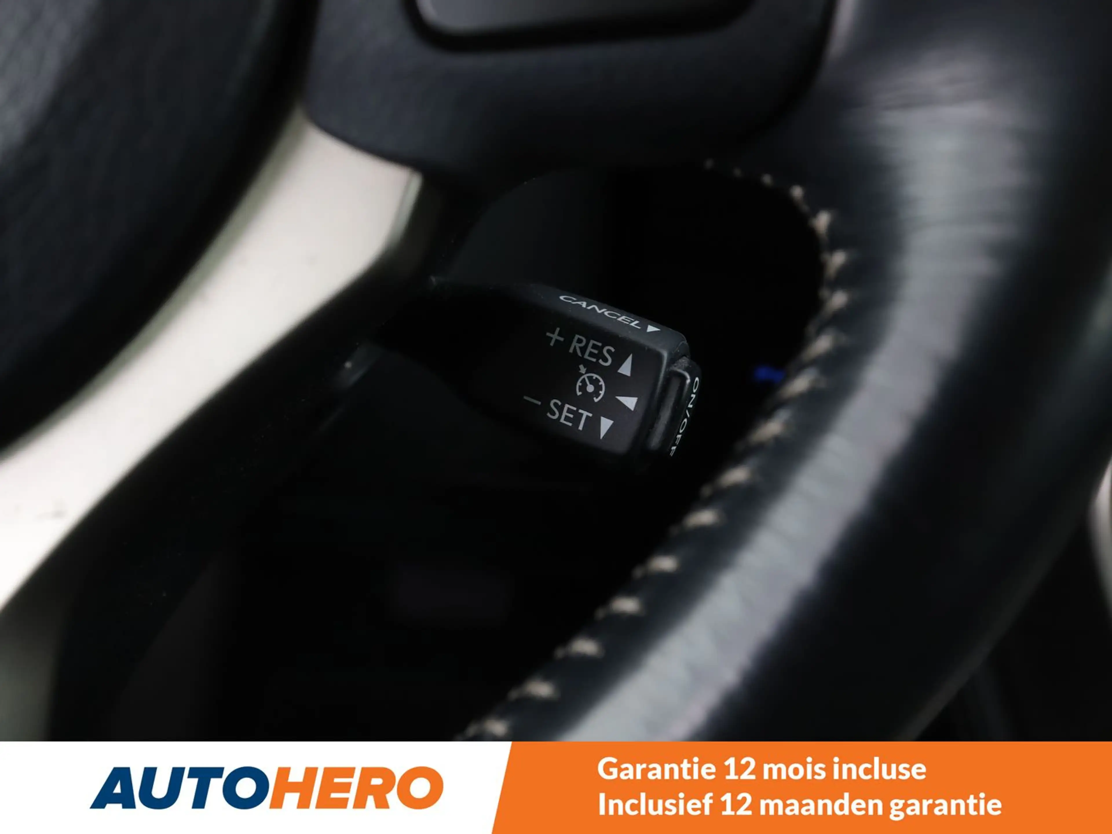 Lexus NX 300h NX 300h — photo 11