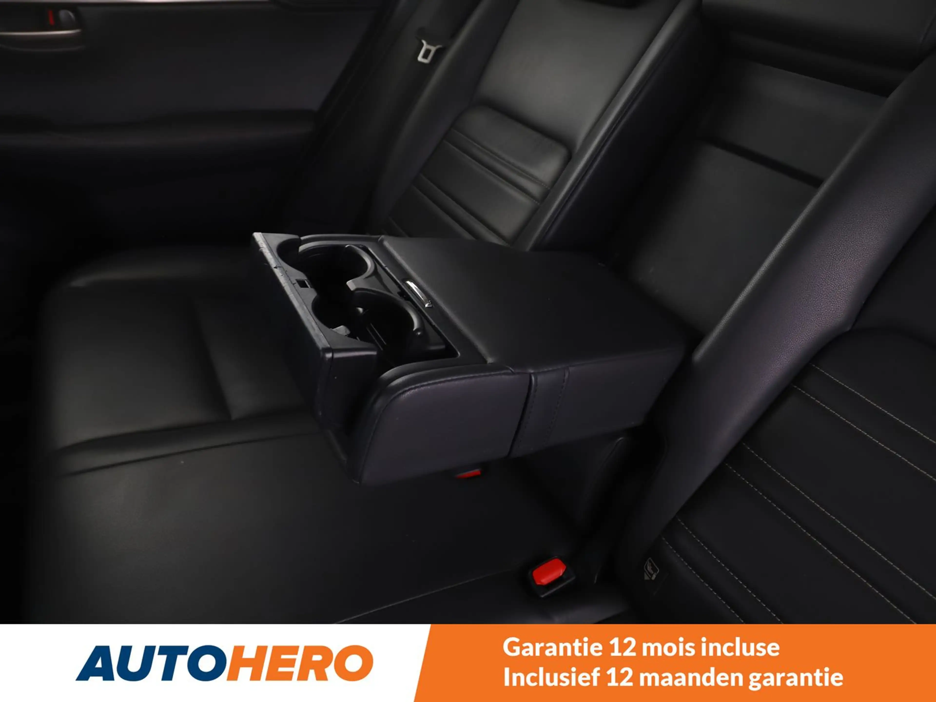 Lexus NX 300h NX 300h — photo 13