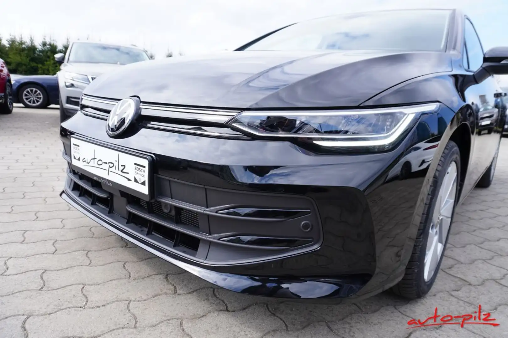 Volkswagen Golf VIII Lim. 1.5 TSI 110 kW Life LED Kamera Noir - 2