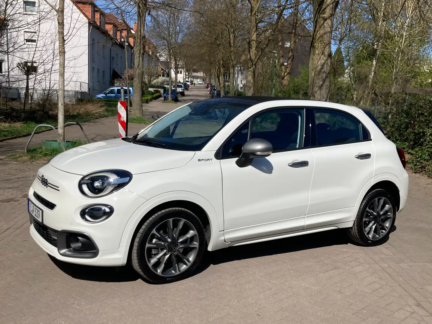 Fiat 500X Dolcevita 1.5 GSE Hybrid Sport Weiß - 2