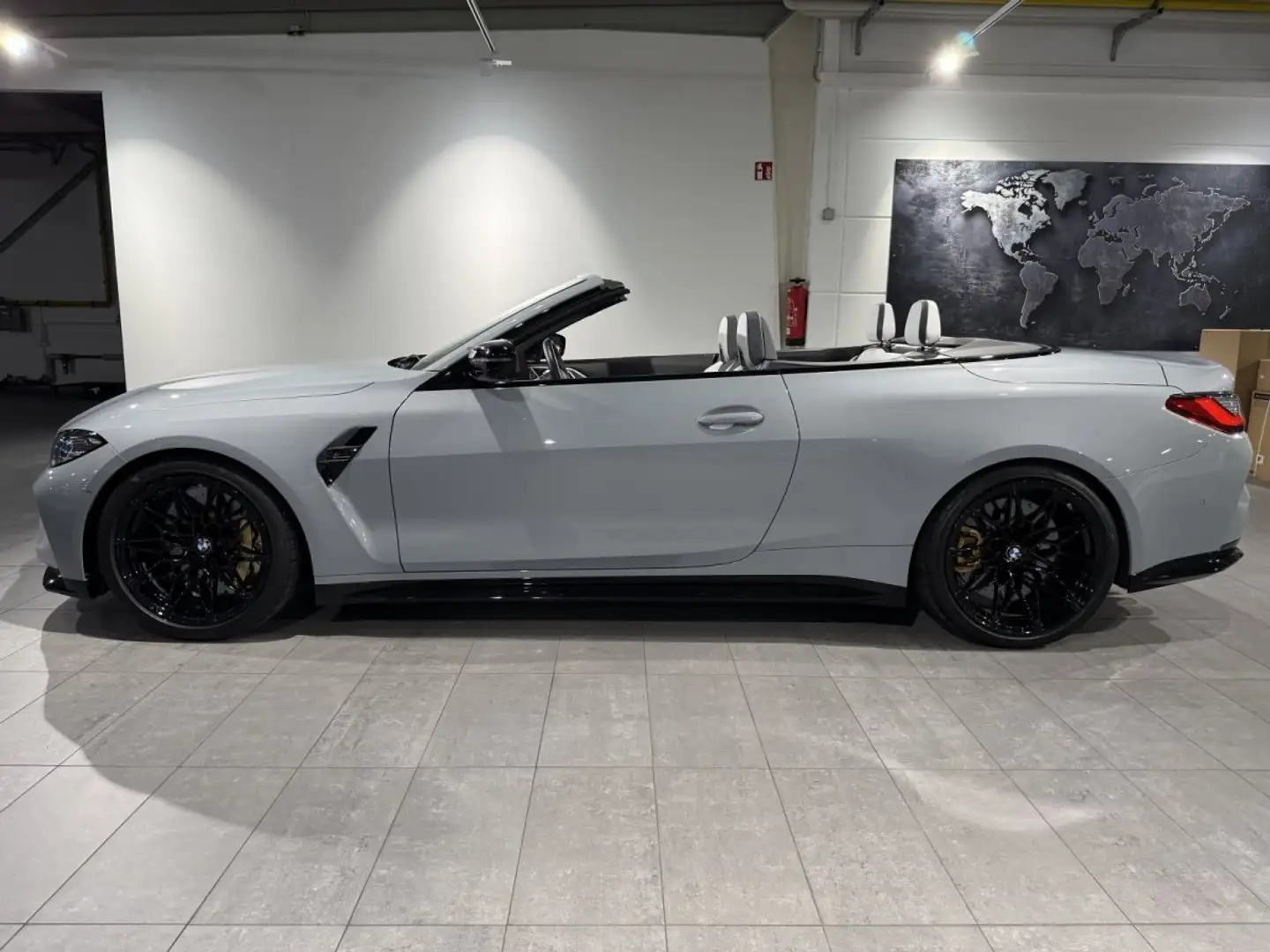 BMW M4 Competition*Keramik*DriversP*Park&Drive*Tiefer*UPE Grey - 2