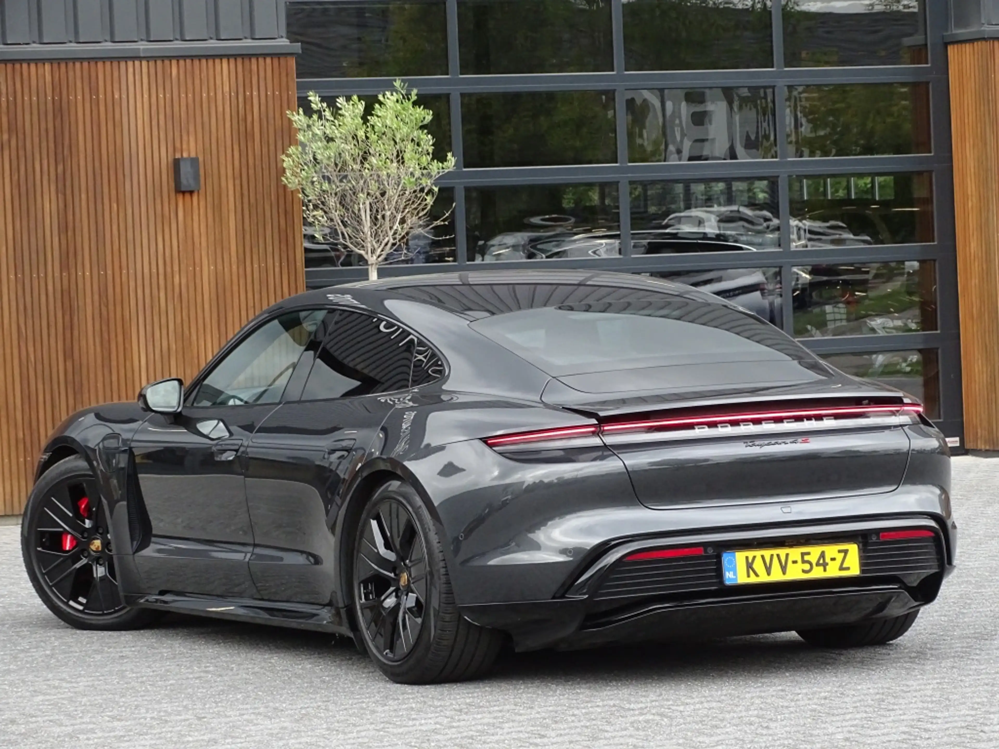 Porsche Taycan 4S 79 kWh 530PK / LED — photo 8