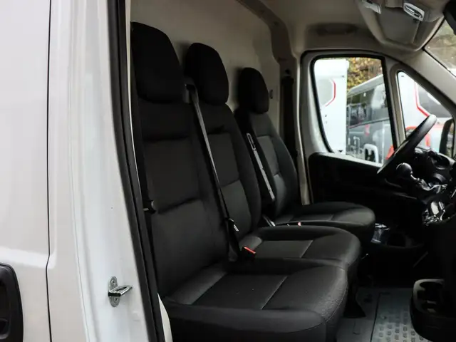 Fiat Ducato view 4