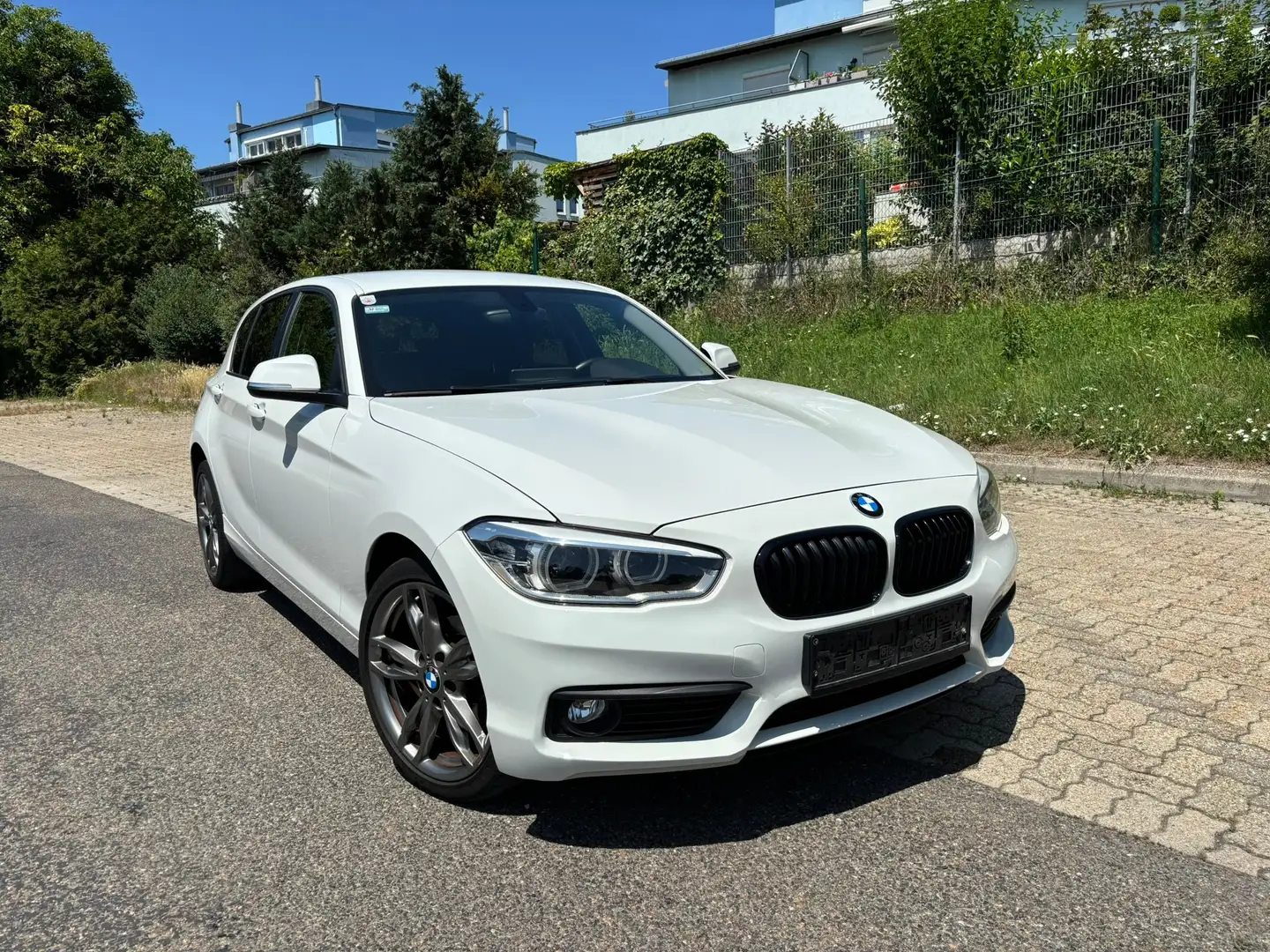 BMW 118 118d Advantage Weiß - 1