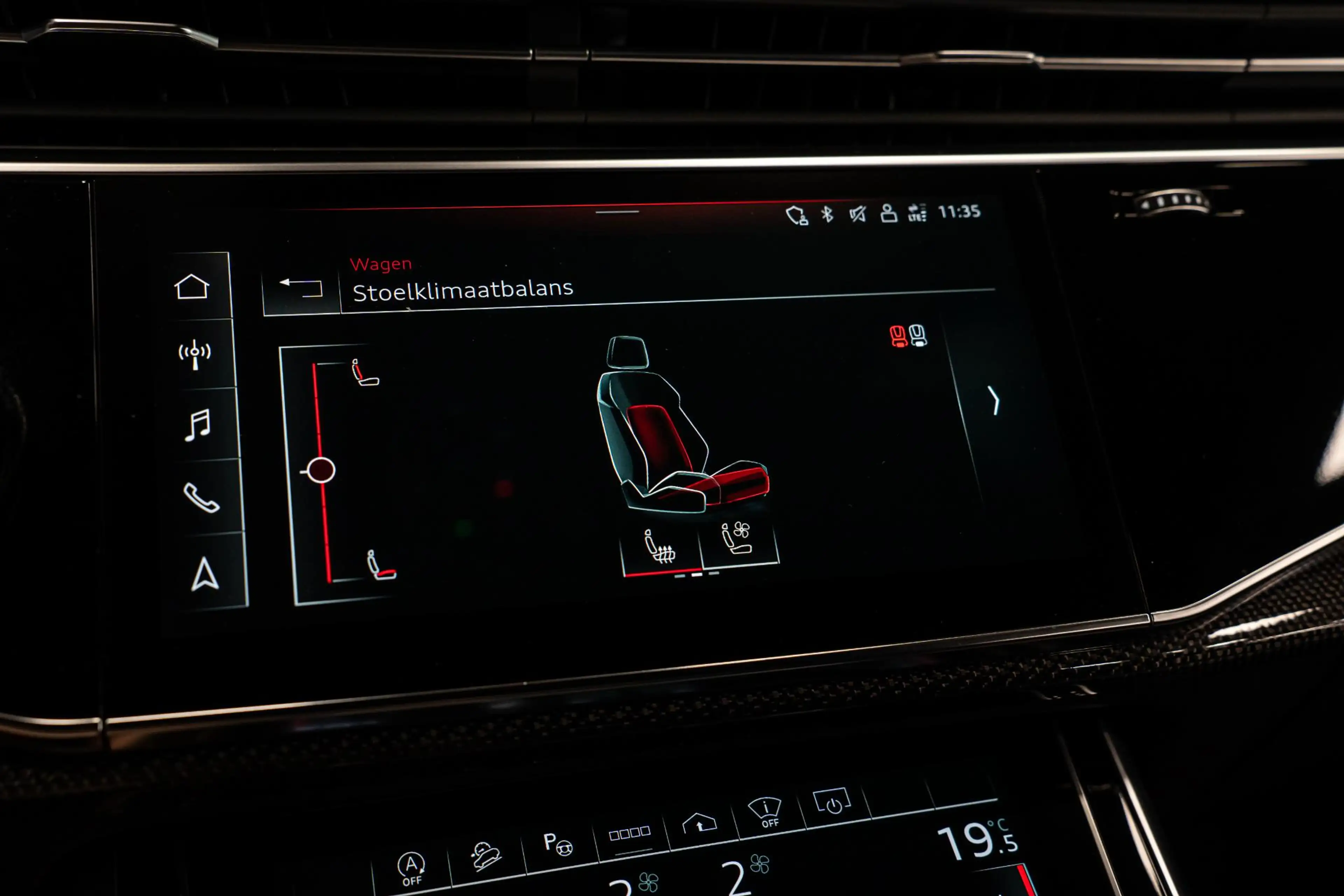 Audi SQ8 4.0 TFSI quattro *Bang & Olufsen / Panorama / Vier — photo 31