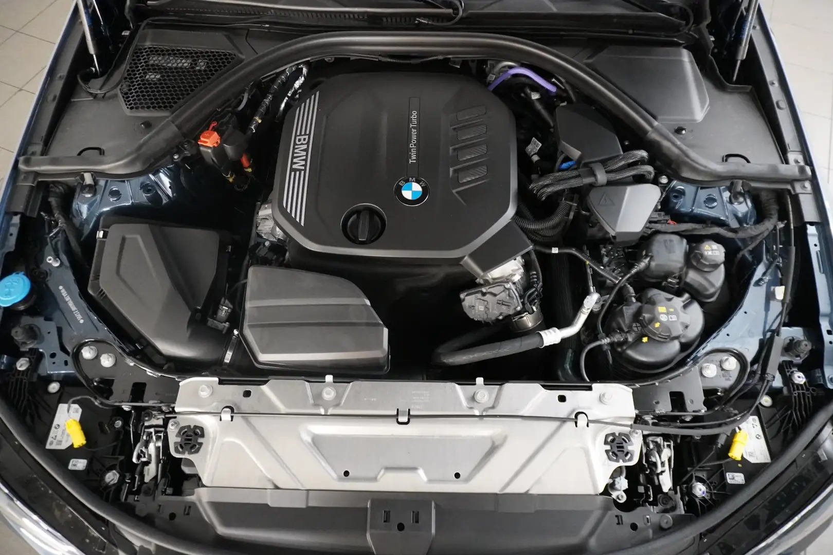 BMW 320 320d Blau - 2