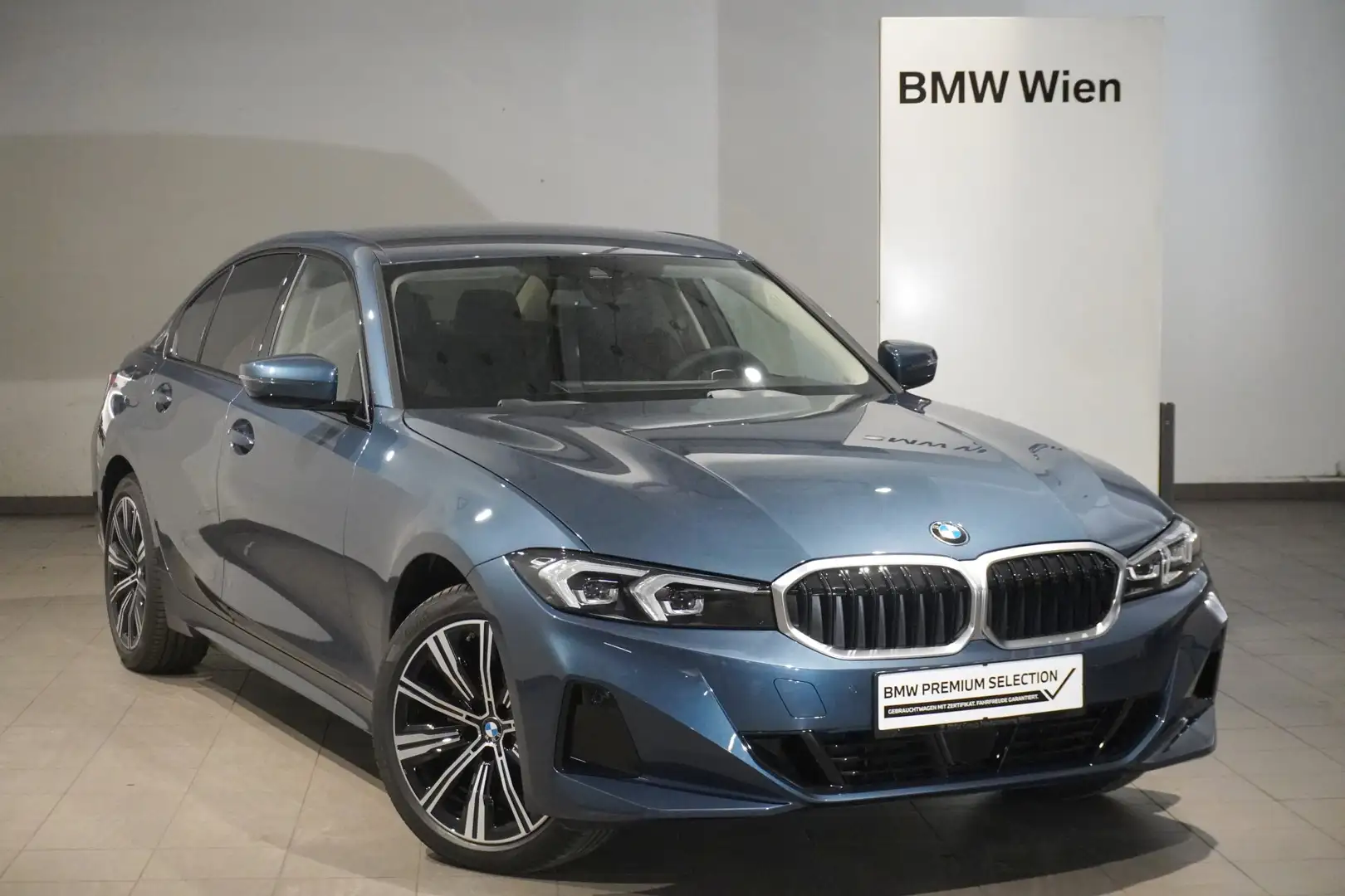 BMW 320 320d Blau - 1