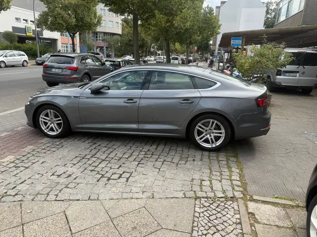Audi A5 view 7