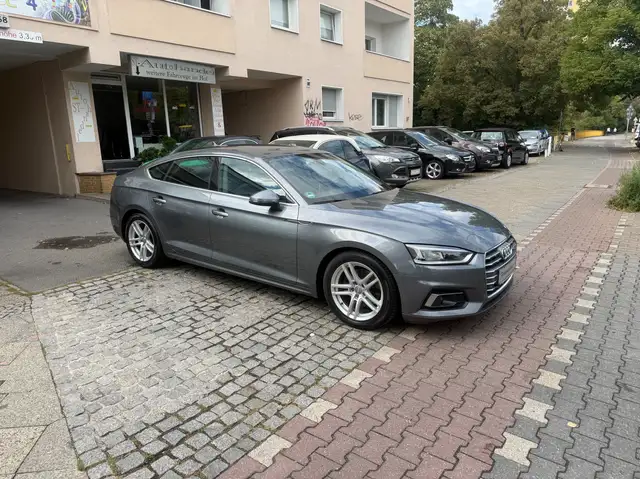 Audi A5 view 11