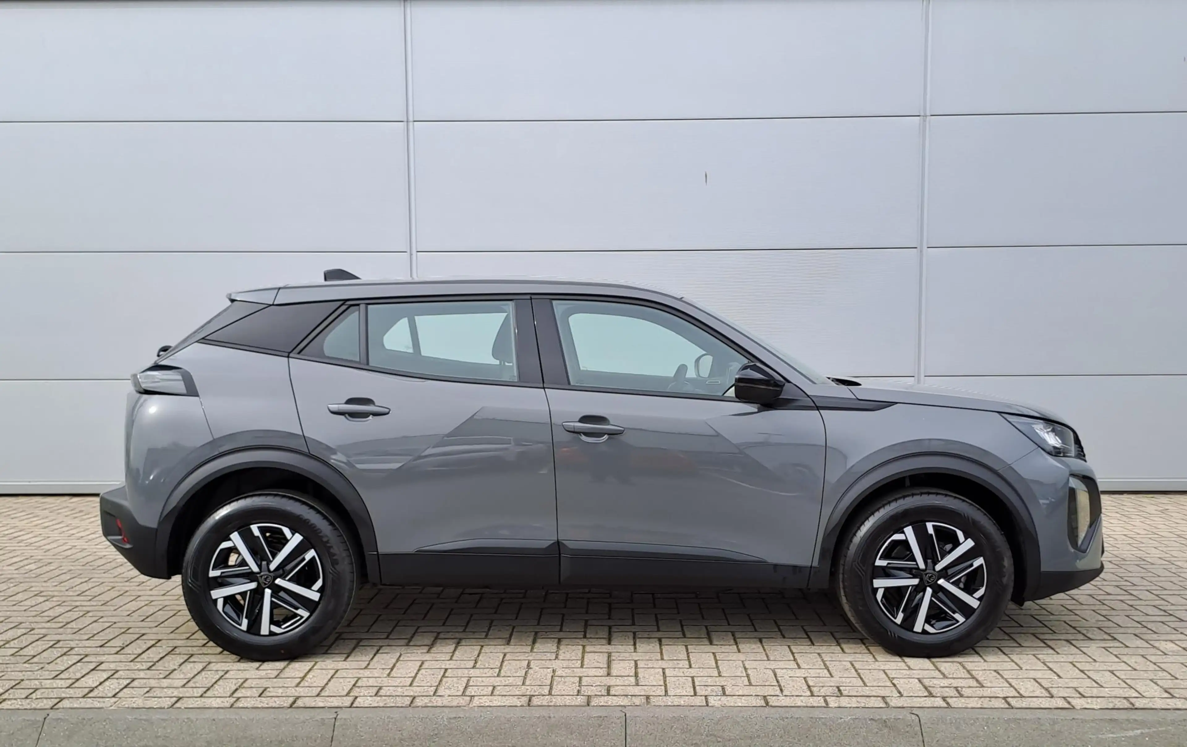 Peugeot 2008 1.2 ACTIVE 101 PK | CARPLAY | ANDROID | CLIMATE CO — photo 4