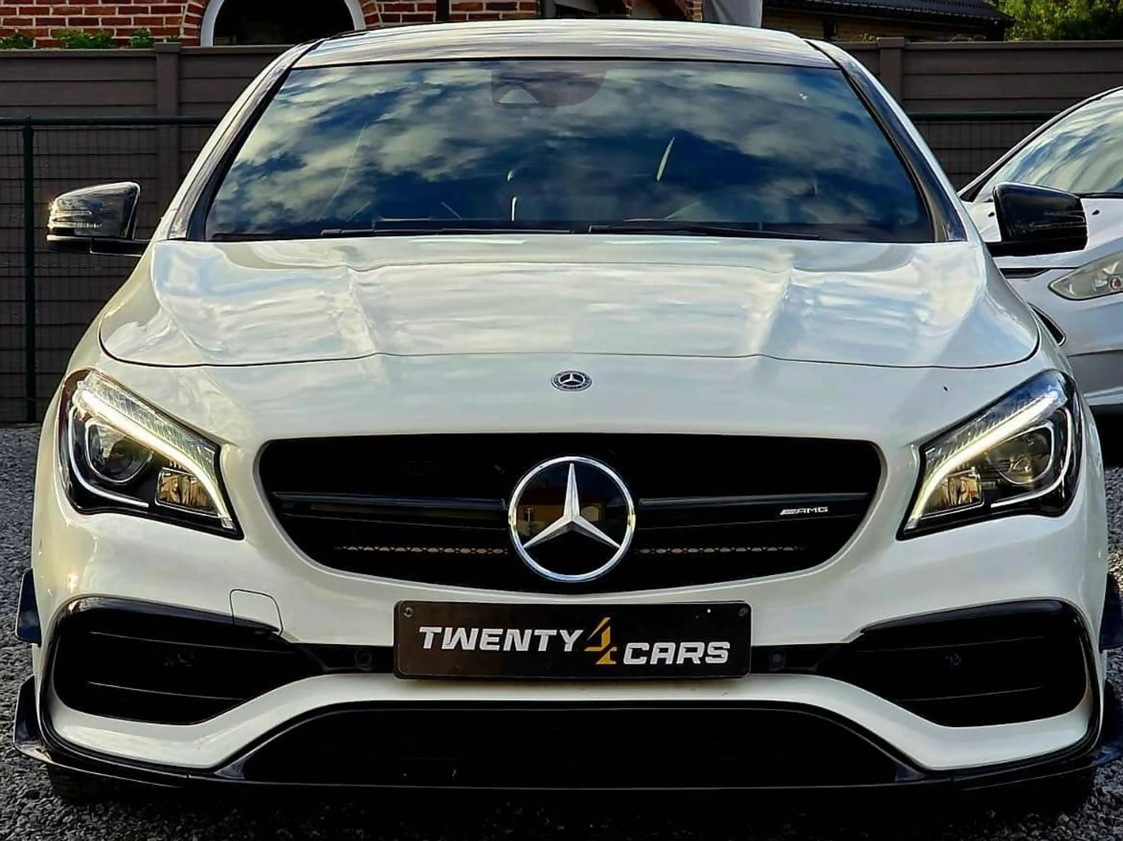 Mercedes-Benz CLA 45 AMG AMG Sport Panoramische Dak Led Camera — photo 2