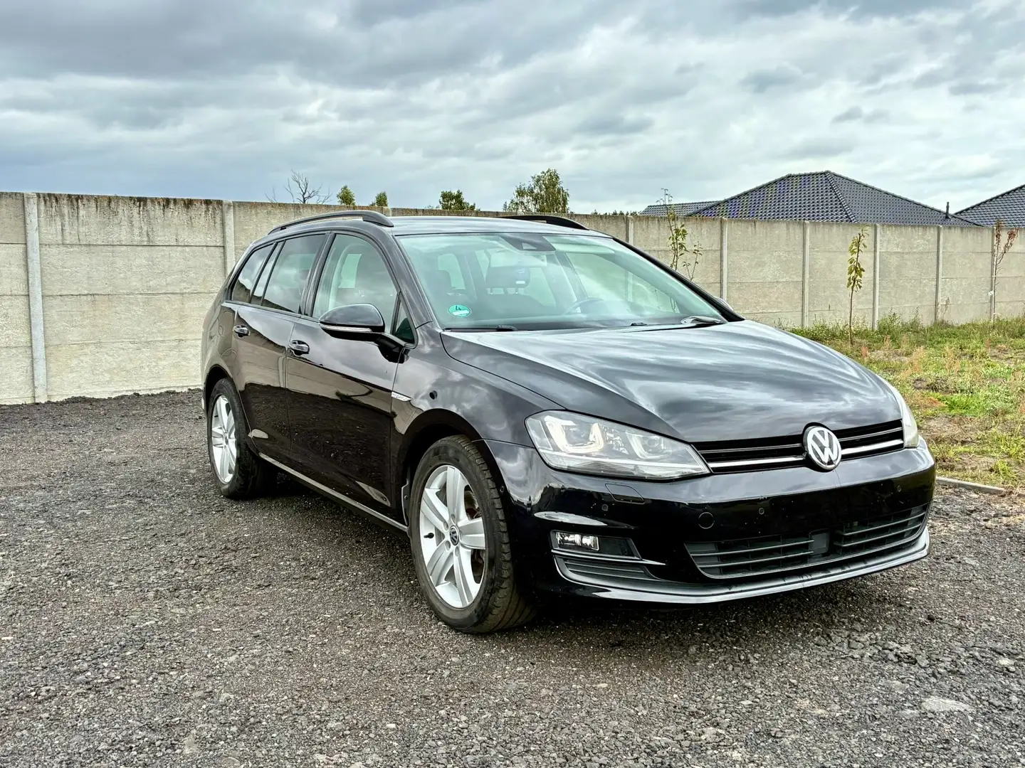 Volkswagen Golf Variant Cup BMT, DSG, BI Xenon, AHK, Navi, NSW, 8x Alus Schwarz - 2