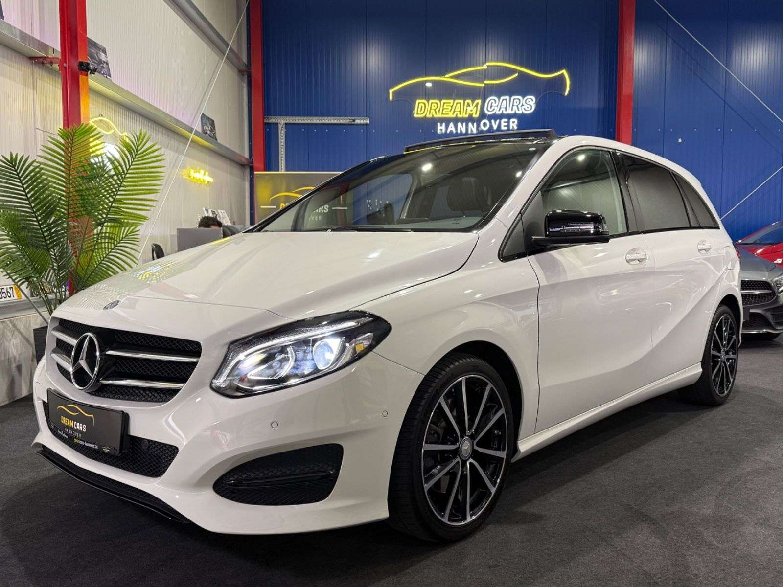 Second hand Mercedes Benz B-Class 250