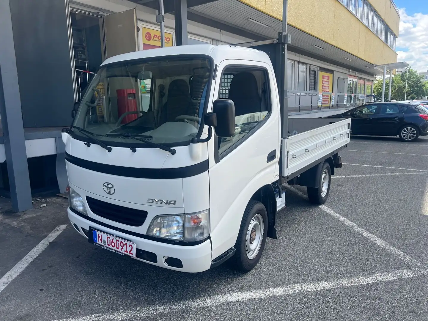 Toyota Dyna Alb - 2