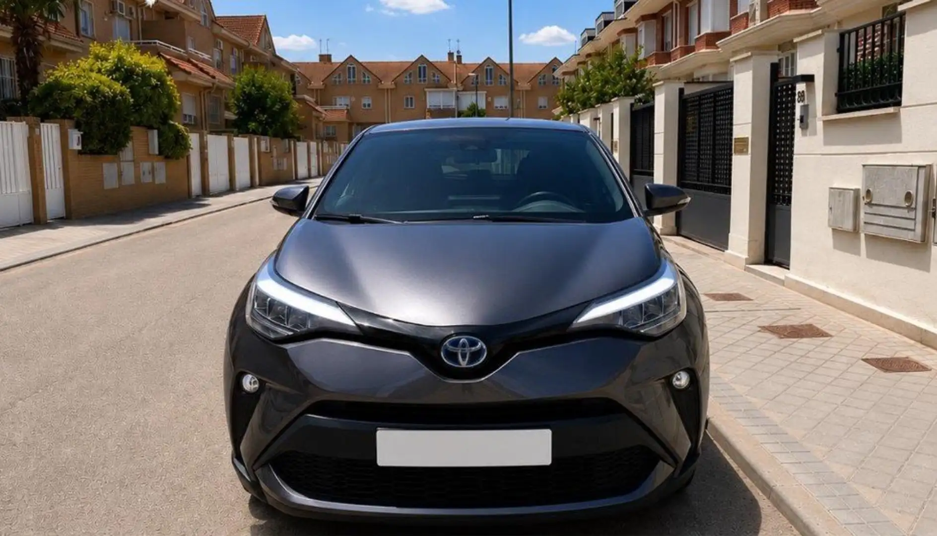 Toyota C-HR 125H Advance Gris - 2