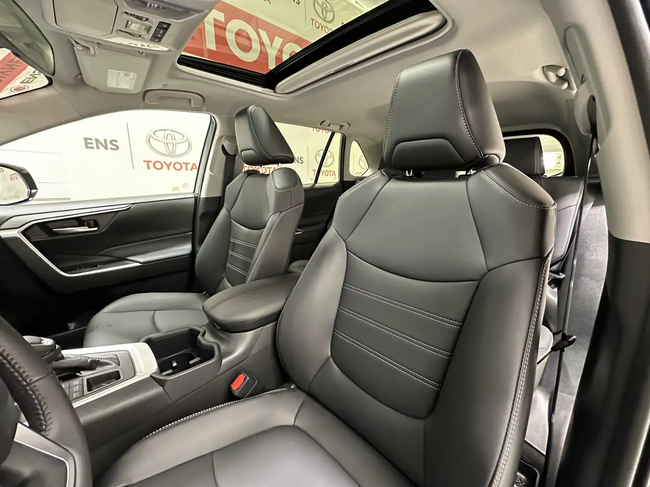 Toyota RAV 4 photo Toyota RAV 4