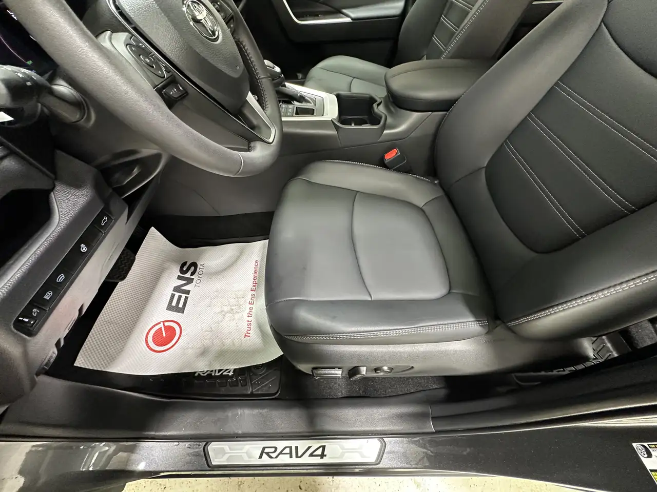Toyota RAV 4 photo Toyota RAV 4
